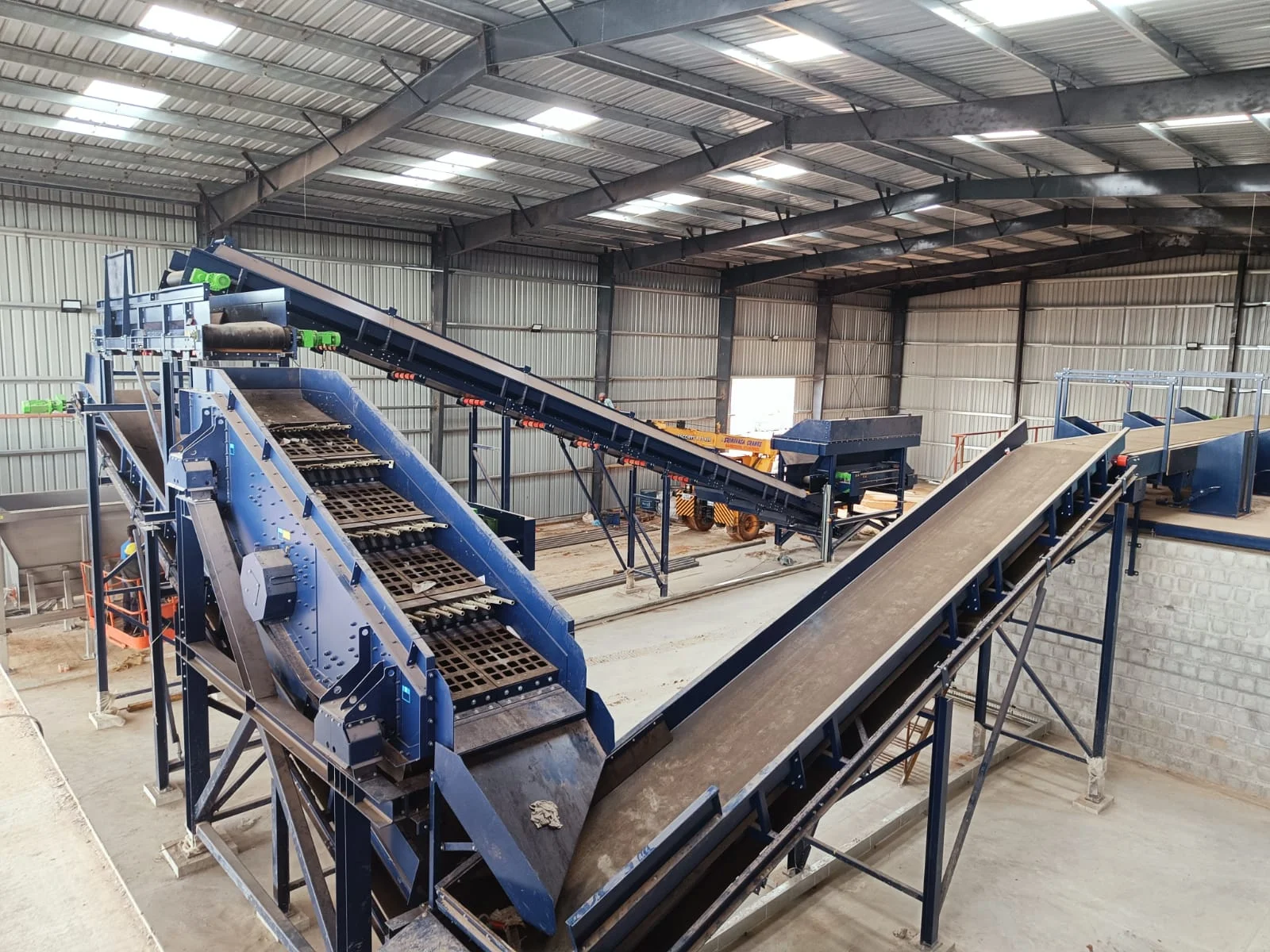 "Introducing the Cascade Screen, where waste is separated by size, allowing for efficient downstream sorting and processing."